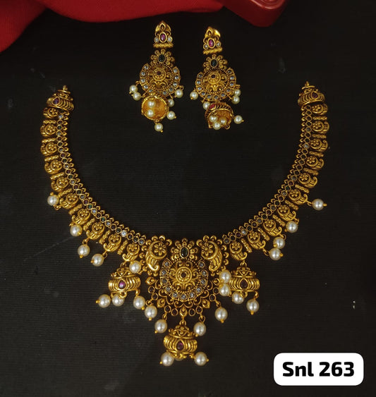 Traditional look Mango design short necklace set