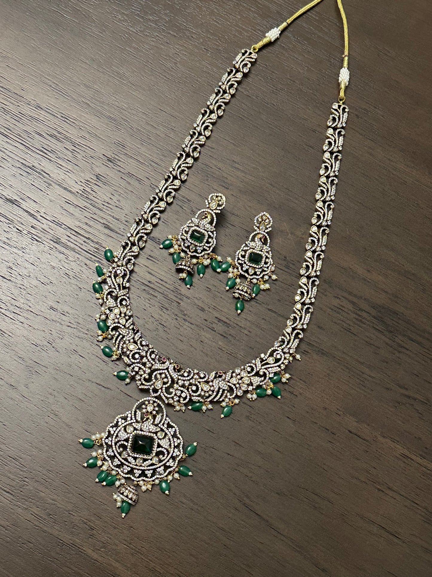 Long Victorian set with peacock earrings -Green