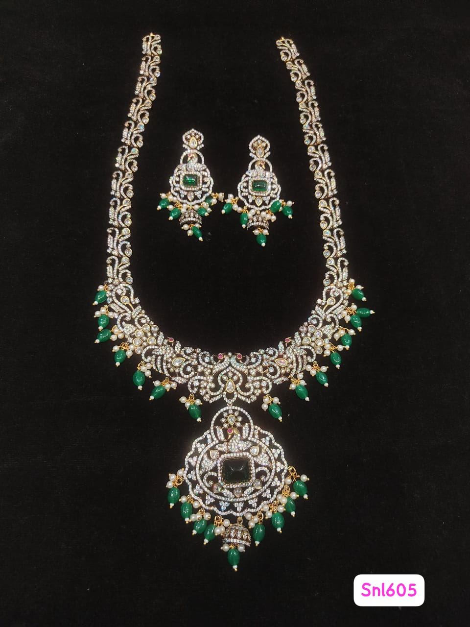 Long Victorian set with peacock earrings -Green